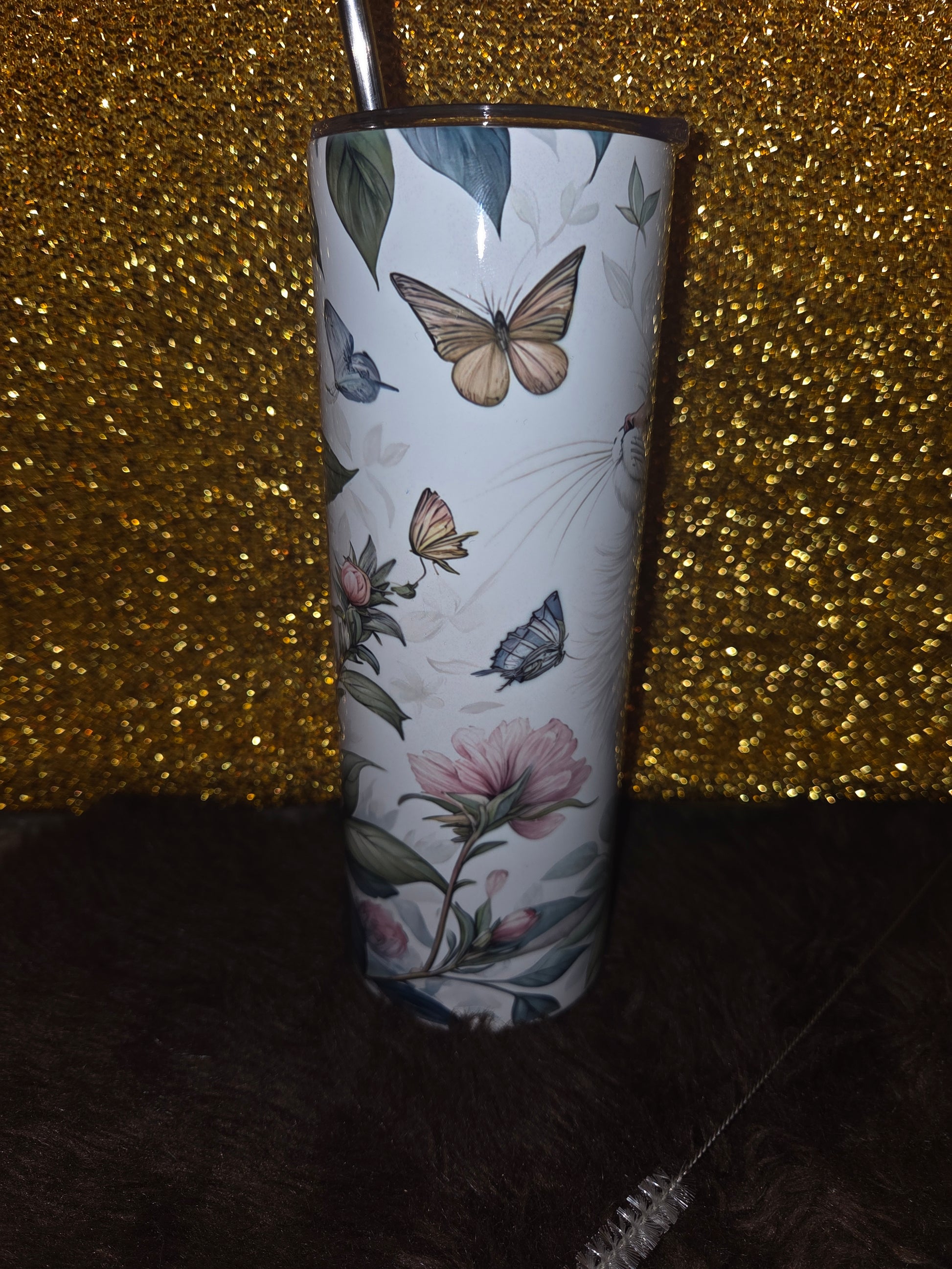 maine coon tumbler met pioenrozen